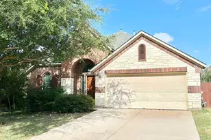 1104 Valerie Cove, Round Rock, TX 78665 - Photo 2