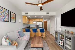 300 Bowie St, Austin, TX 78703 - Photo 4