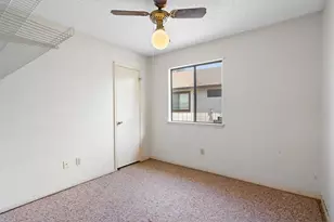 2614 Aylesbury Ln, Austin, TX 78745 - Photo 16