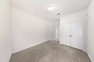 209 Shale Cir, Buda, TX 78610 - Photo 6