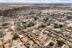 795 Vogel Dr, Lockhart, TX 78644 - Photo 38