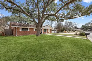 795 Vogel Dr, Lockhart, TX 78644 - Photo 4