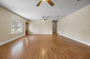 795 Vogel Dr, Lockhart, TX 78644 - Photo 8