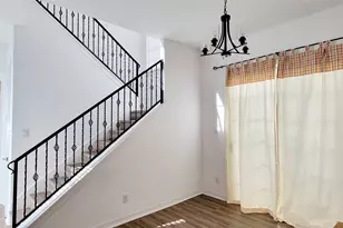 3907 Gaines Ct, Austin, TX 78735 - Photo 10