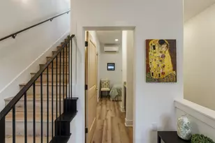 605 E 55th St, Austin, TX 78751 - Photo 4