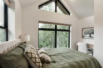 605 E 55th Street #6, Austin, TX 78751 - Photo 12