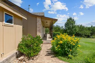 221 Chaparral Rd, Georgetown, TX 78628 - Photo 28