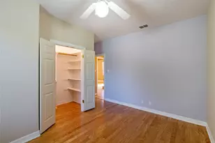 221 Chaparral Rd, Georgetown, TX 78628 - Photo 18