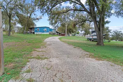 17301 Pearce Lane #B, Del Valle, TX 78617 - Photo 2