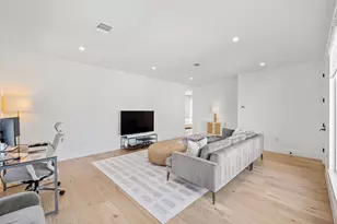 3205 Dolphin Dr, Austin, TX 78704 - Photo 24