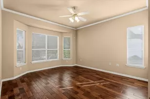 211 Whispering Wind Dr, Georgetown, TX 78633 - Photo 8