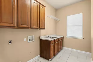 211 Whispering Wind Dr, Georgetown, TX 78633 - Photo 22