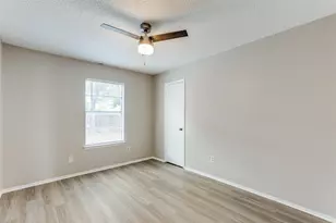 1908 Wagon Gap Dr, Round Rock, TX 78681 - Photo 8