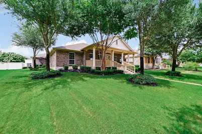808 Walnut Canyon Boulevard, Pflugerville, TX 78660 - Photo 2