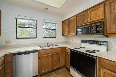 1404 Norwalk Lane #206, Austin, TX 78703 - Photo 6