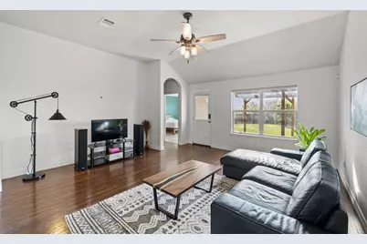 482 Travertine Trail, Buda, TX 78610 - Photo 8