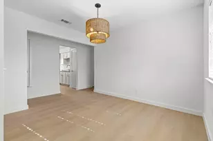 11131 Henge Dr, Austin, TX 78759 - Photo 8