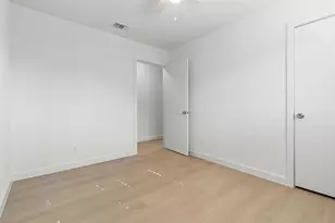 11131 Henge Dr, Austin, TX 78759 - Photo 16