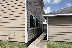 11932 Jelicoe Dr, Houston, TX 77047 - Photo 8