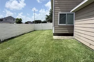 11932 Jelicoe Dr, Houston, TX 77047 - Photo 36