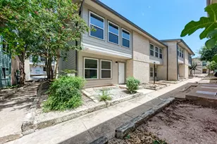 2124 Burton Dr, Austin, TX 78741 - Photo 2