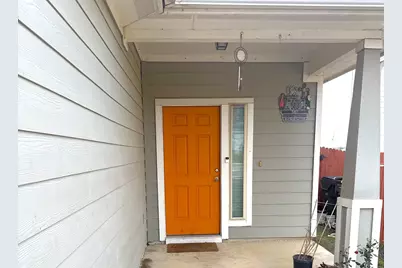 587 Twisted Oaks Lane, Buda, TX 78610 - Photo 2