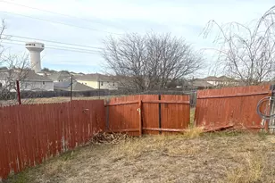 587 Twisted Oaks Ln, Buda, TX 78610 - Photo 10