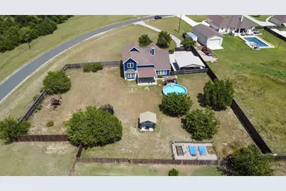 208 Dawn Drive, Liberty Hill, TX 78642 - Photo 34