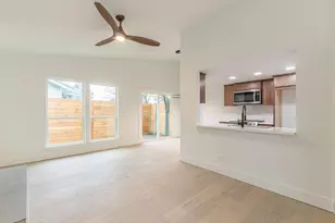 12811 Copper Cliff Ave, Austin, TX 78727 - Photo 6