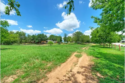 906 & 828 Water Street, Webberville, TX 78653 - Photo 20