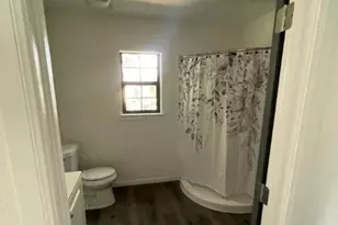 613 S Saunders St, Seguin, TX 78155 - Photo 8