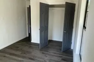 613 S Saunders St, Seguin, TX 78155 - Photo 6