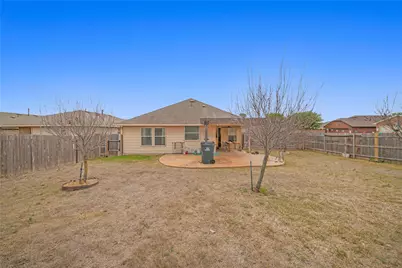 111 Lynn Crest Bend, Buda, TX 78610 - Photo 14