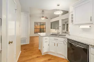 909 Wessex Way, Austin, TX 78748 - Photo 14