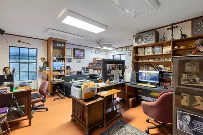 518 W Prairie Lea Street, Lockhart, TX 78644 - Photo 8