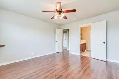 21506 Patton Avenue, Lago Vista, TX 78645 - Photo 12
