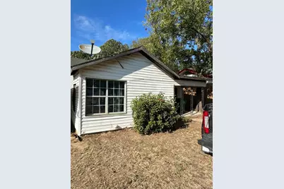 705 E Highway 82, Nocona, TX 76255 - Photo 4