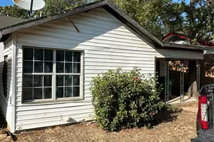 705 E Hwy 82, Nocona, TX 76255 - Photo 4