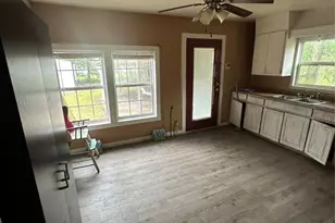 705 E Hwy 82, Nocona, TX 76255 - Photo 14