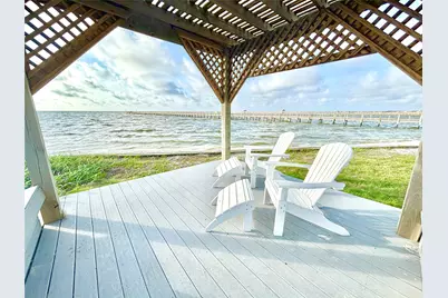 412 Sailhouse Way, Rockport, TX 78382 - Photo 32
