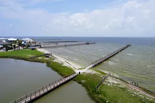 412 Sailhouse Way, Rockport, TX 78382 - Photo 30