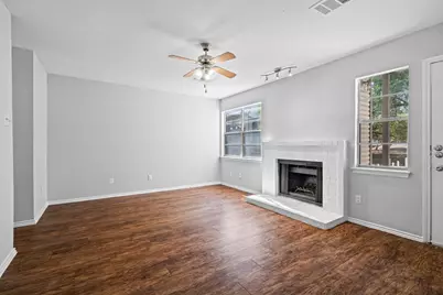 1806 River Crossing Cr Circle #D, Austin, TX 78741 - Photo 16