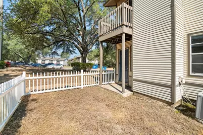 1806 River Crossing Cr Circle #D, Austin, TX 78741 - Photo 20