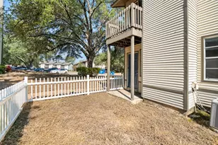 1806 River Crossing Cr Circle, Austin, TX 78741 - Photo 20