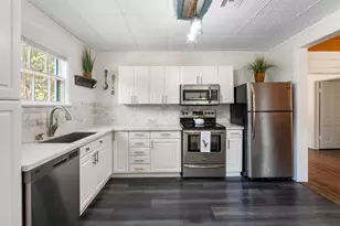 1707 Lexington St, Taylor, TX 76574 - Photo 12