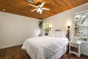 1707 Lexington St, Taylor, TX 76574 - Photo 8