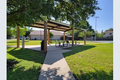 519 S Pauley Drive, Hutto, TX 78634 - Photo 32