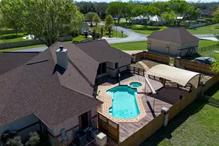 105 Maderas, Seguin, TX 78155 - Photo 4