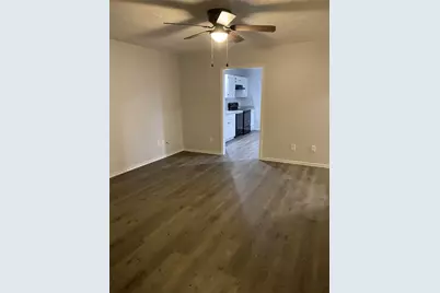 309 S Avenue C #A, Elgin, TX 78621 - Photo 6