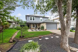 1104 Hilltop Dr, San Marcos, TX 78666 - Photo 1